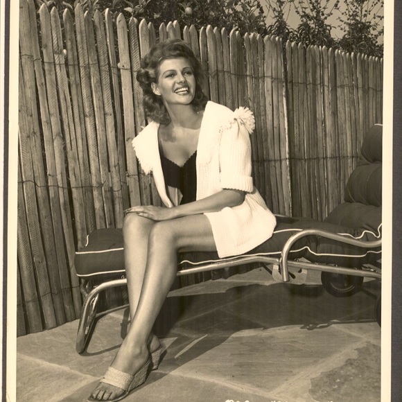 Meet your Posher, Shannon - Picture 1 of 1